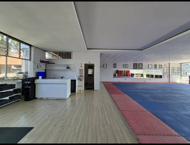 249M² OFFICE TO LET IN BIRNAM